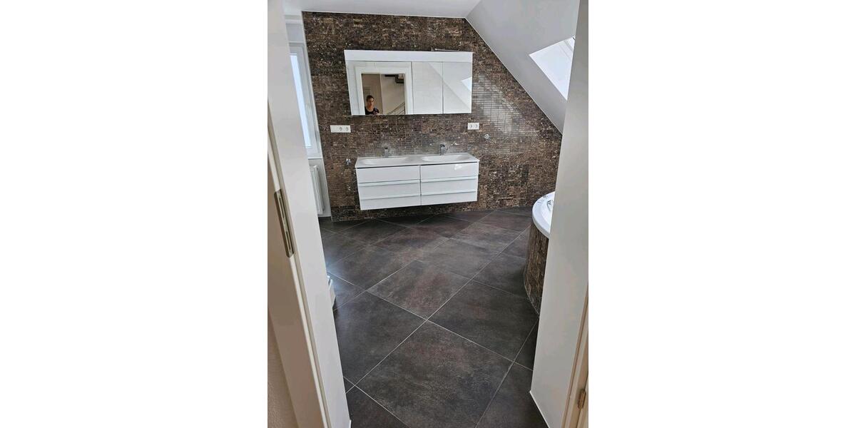 Einfamilienhaus Lahr (Schwarzwald) - 5 Zimmer, 180 m&sup2;, 2.150&euro; | Angebot:26587659
