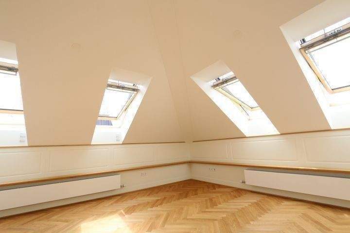 Neubau 4 Zi.-Galerie Dachterrassen-Wohnung in einem denkmalgesch. Altbau zu verm. 4 zimmer