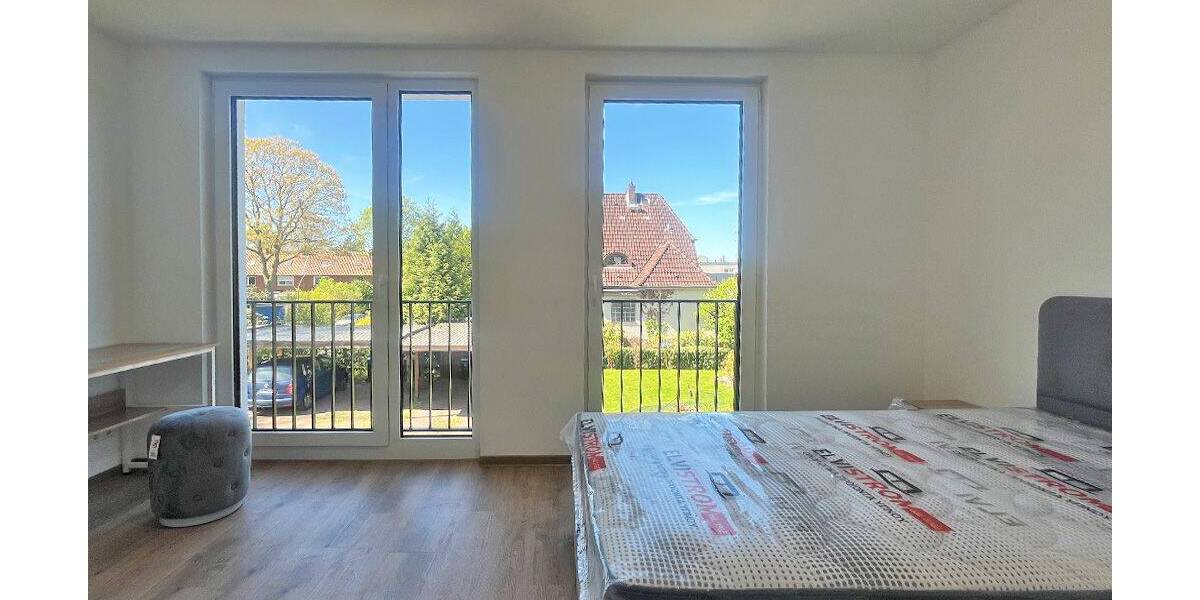 Reihenmittelhaus Hamburg Rahlstedt - 4 Zimmer, 115 m&sup2;, 2.700&euro; | Angebot:26733430