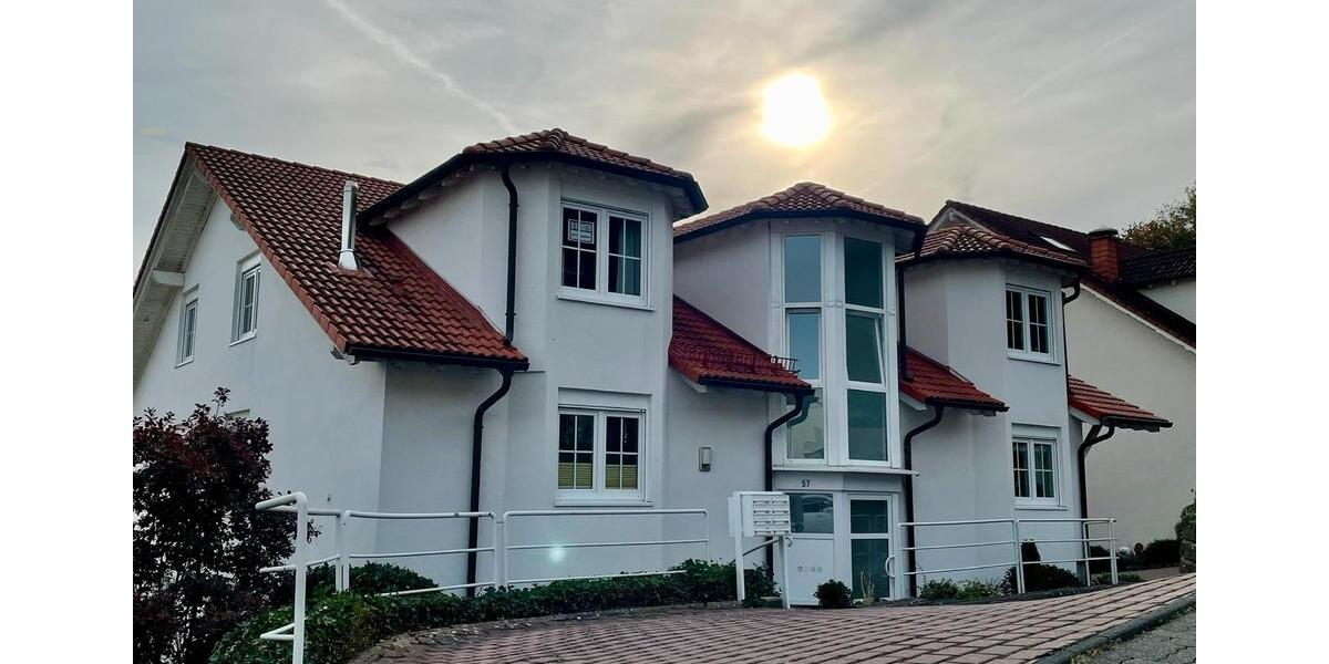 Dachgeschoßwohnung Netphen - 1 Zimmer, 94 m&sup2;, 1.134&euro; | Angebot:25656488