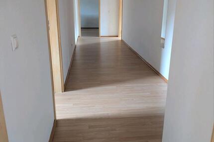 Wohnung Regensburg Galgenberg - 4 Zimmer, 2.150&euro; | Angebot:22105657