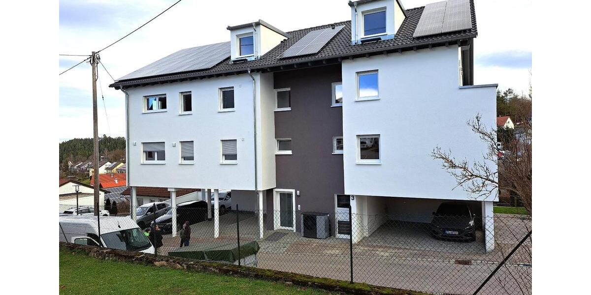 Moderne 3-Zimmer-Maisonette-Wohnung mit Balkon und Einbauküche 3 zimmer