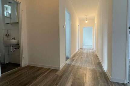 Wohnung Fulda Ziehers-Nord - 4 Zimmer, 82 m&sup2;, 985&euro; | Angebot:27015953