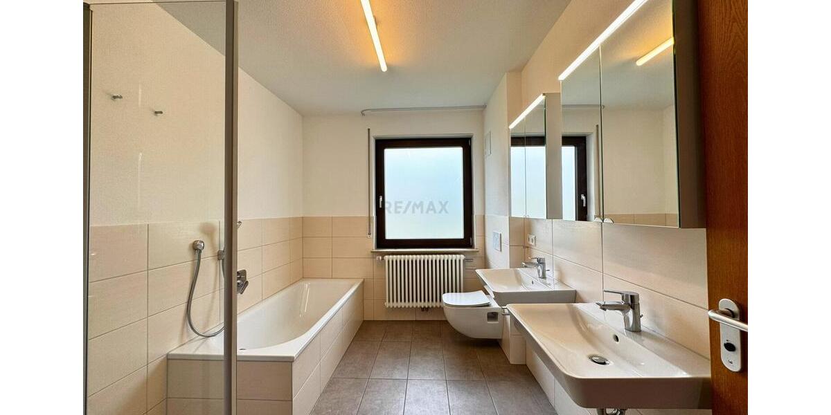 Zentral gelegen – mit Weitblick ins Grüne 8 zimmer