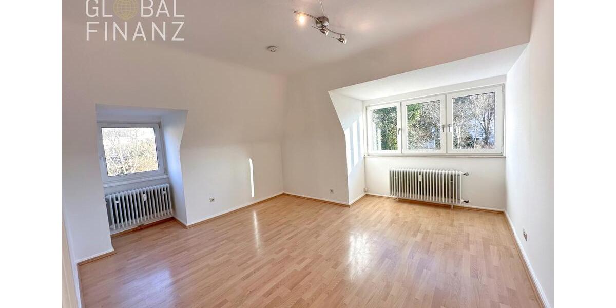 Etagenwohnung Siegen - 4 Zimmer, 89 m&sup2;, 715&euro; | Angebot:25222338