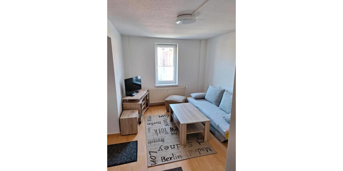 Dachgeschoßwohnung Prenzlau - 1 Zimmer, 27 m&sup2;, 420&euro; | Angebot:25942021