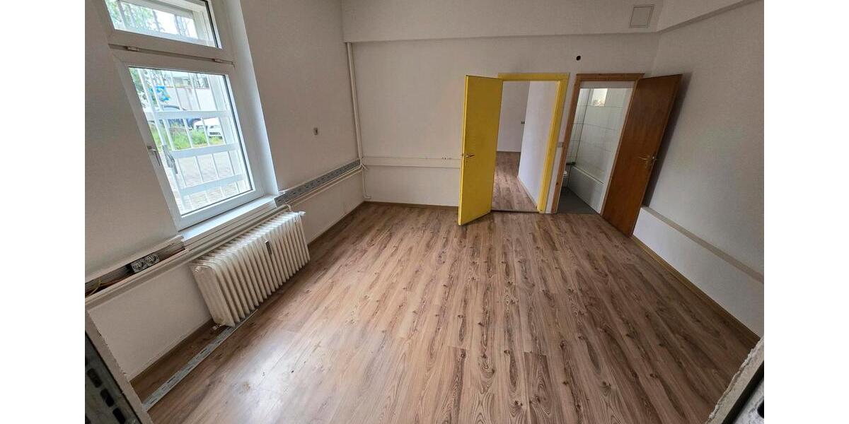 Büro Räume zentral in Fuldatal Ihringshausen zimmer