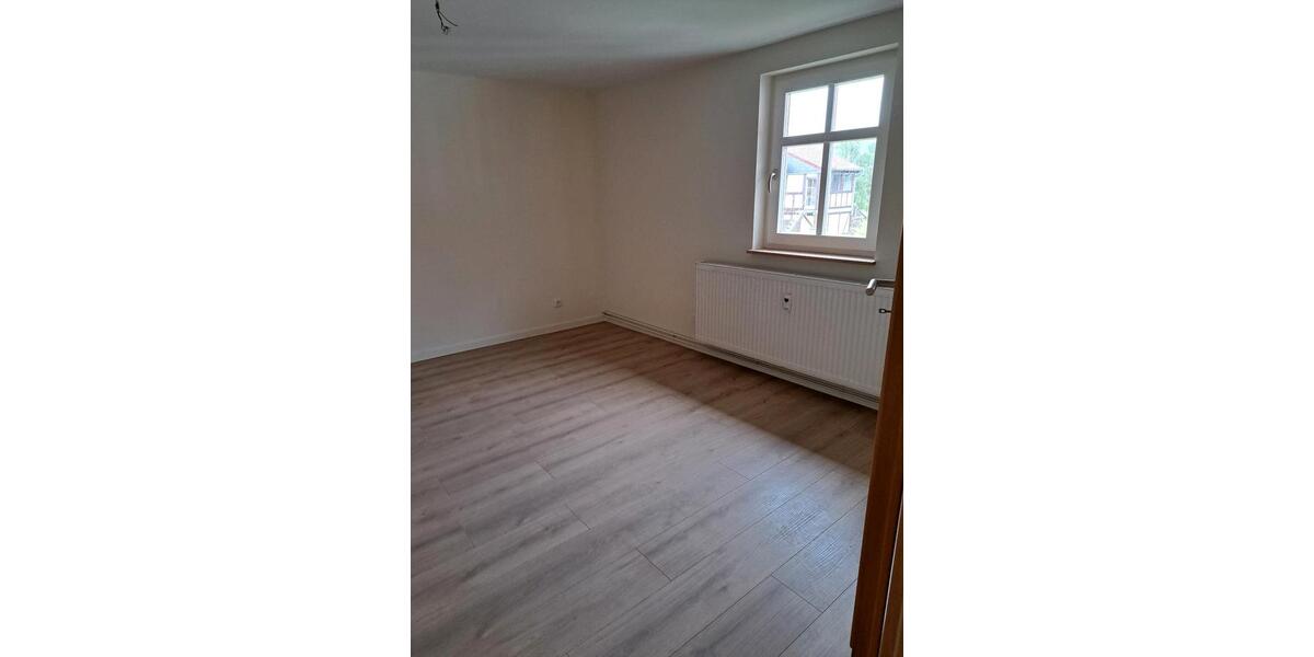 Etagenwohnung Treffurt - 3 Zimmer, 112 m&sup2;, 650&euro; | Angebot:26031285