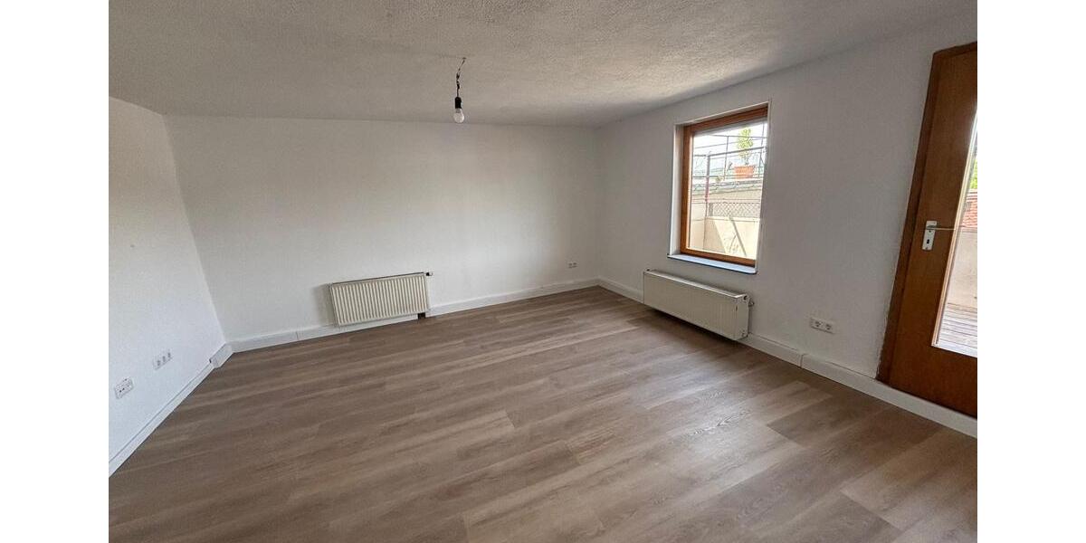 Etagenwohnung Herrenberg - 5 Zimmer, 117 m&sup2;, 1.550&euro; | Angebot:26551899