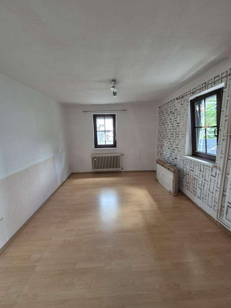 Haus zum Mieten in Sinntal 750 € 91.23 m²