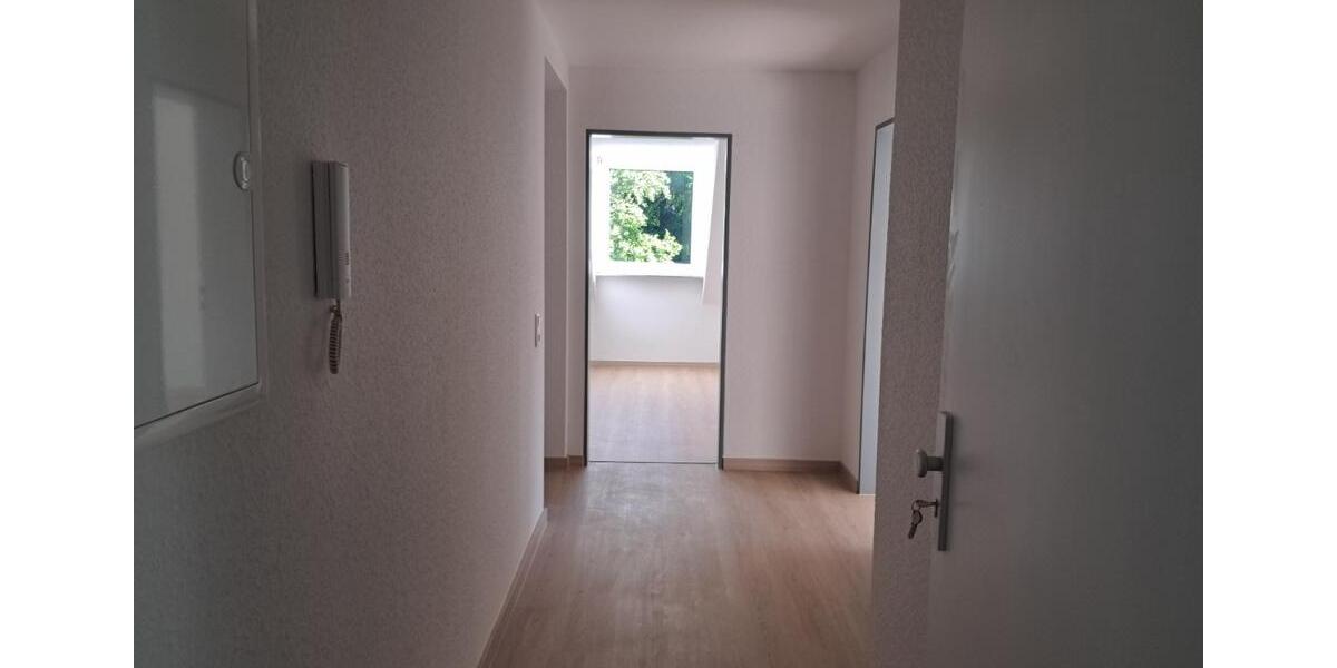 Dachgeschoßwohnung Holzminden - 3 Zimmer, 98 m&sup2;, 595&euro; | Angebot:21908599