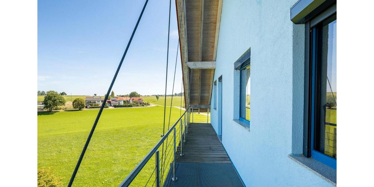 Dachgeschoßwohnung Lachen - 2 Zimmer, 64 m&sup2;, 600&euro; | Angebot:26095789