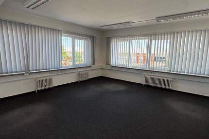 Flexible Büroflächen in Billbrook – 200–400 m² im 2.OG 1 zimmer
