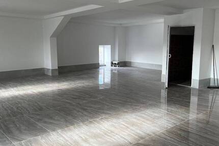 Gewerbe - Büro - Gastro - Lager, direkt am Waldshuter Zoll! zimmer