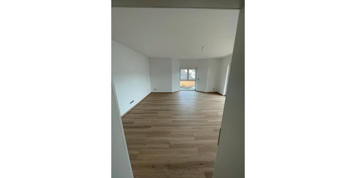 Etagenwohnung Friedrichsdorf - 4 Zimmer, 93 m&sup2;, 1.550&euro; | Angebot:26364519