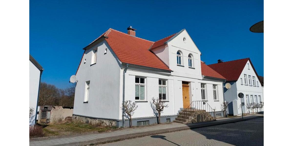 Dachgeschoßwohnung Putbus - 3 Zimmer, 79 m&sup2;, 600&euro; | Angebot:25838805