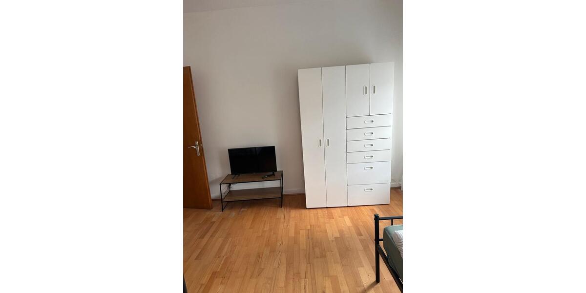 Wohnen auf Zeit Marne - 4 Zimmer, 100 m&sup2;, 15&euro; | Angebot:26613260