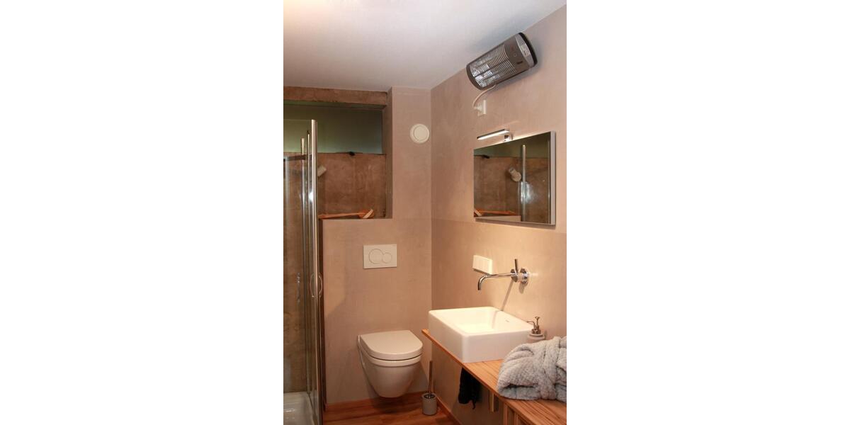 Wohnen auf Zeit Bisingen - 2 Zimmer, 40 m&sup2;, 65&euro; | Angebot:18603073