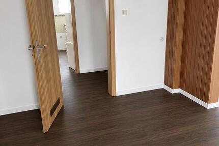 Wohnung Detmold - 3 Zimmer, 82 m&sup2;, 820&euro; | Angebot:26648952