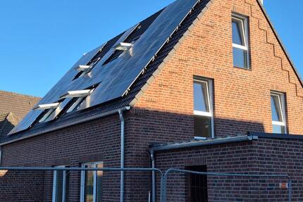 Schöne helle Doppelhaushälften, Neubau in zentraler Lage 4 zimmer