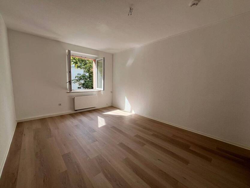 Frisch renovierte 5-Zimmer-Wohnung in guter Lage 5 zimmer
