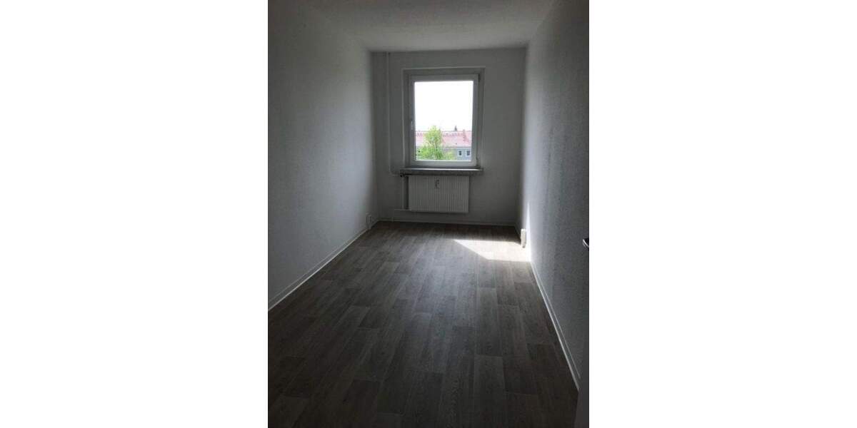 Etagenwohnung Angermünde - 3 Zimmer, 61 m&sup2;, 380&euro; | Angebot:25096012