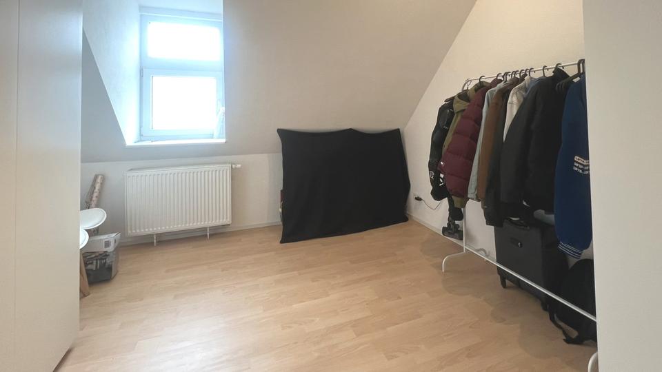 Dachgeschoßwohnung Laufenburg (Baden) - 3 Zimmer, 66 m&sup2;, 700&euro; | Angebot:25160857