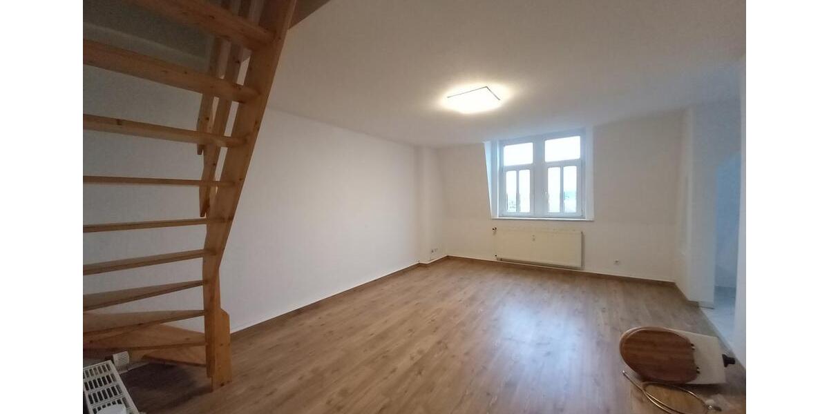 Dachgeschoßwohnung Crimmitschau - 3 Zimmer, 56 m&sup2;, 320&euro; | Angebot:20747048