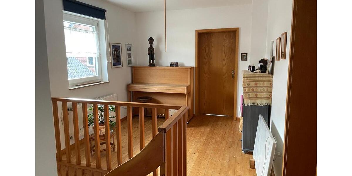 Einfamilienhaus Eitorf - 4.5 Zimmer, 121 m&sup2;, 1.300&euro; | Angebot:24899973