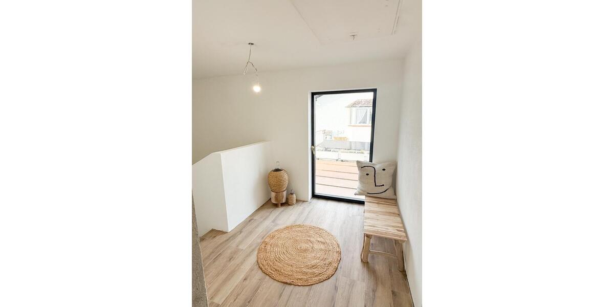 Terrassenwohnung Ismaning - 3.5 Zimmer, 100 m&sup2;, 2.200&euro; | Angebot:25951805