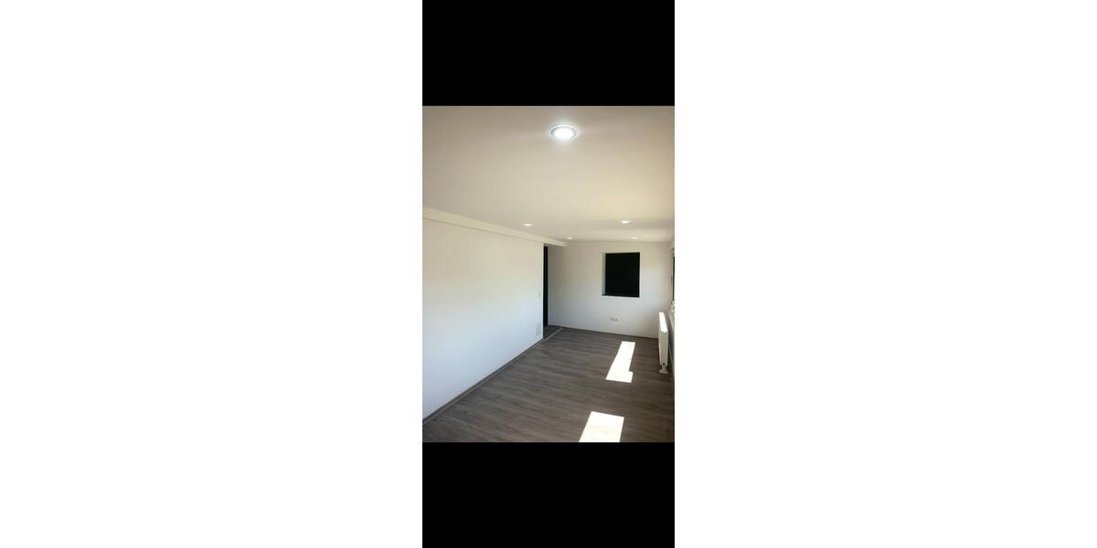 Einfamilienhaus Duisburg Rheinhausen - 5 Zimmer, 180 m&sup2;, 1.600&euro; | Angebot:25988678