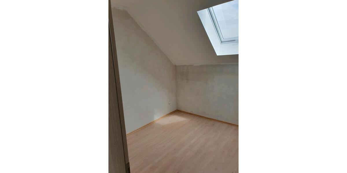 Dachgeschoßwohnung Butzbach - 2 Zimmer, 55 m&sup2;, 850&euro; | Angebot:24851860