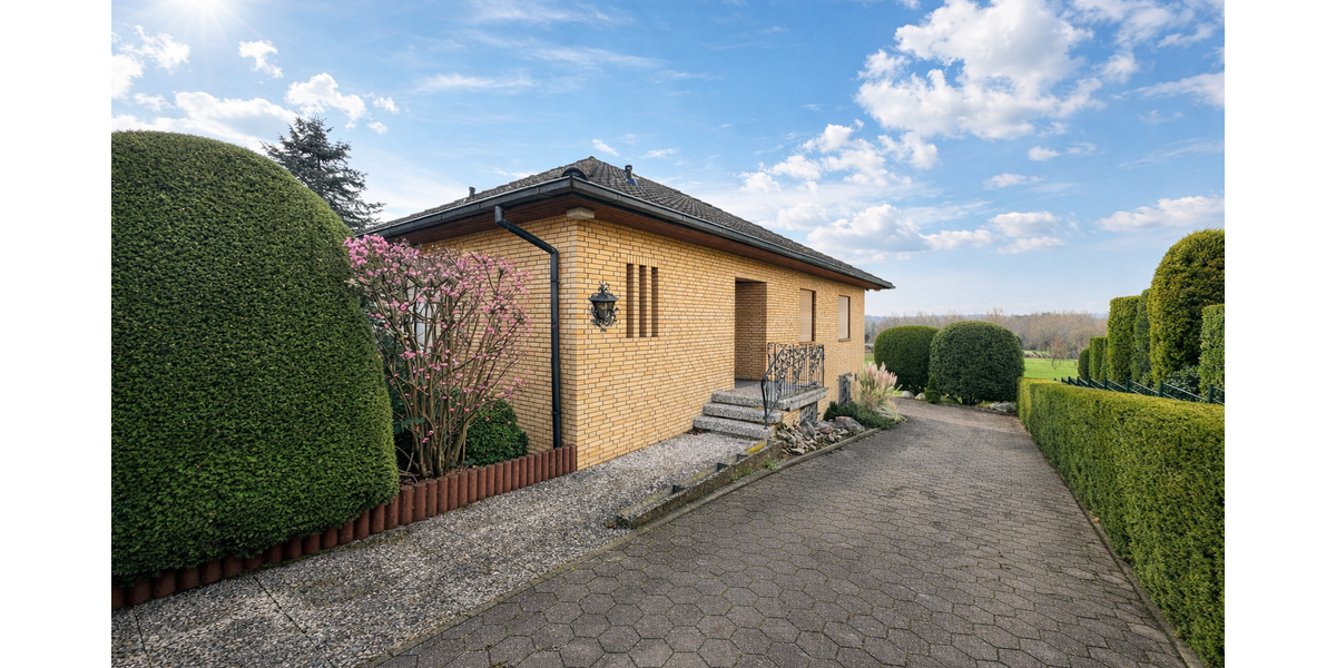 Einfamilienhaus Seevetal - 6 Zimmer, 244 m&sup2;, 2.400&euro; | Angebot:25698373