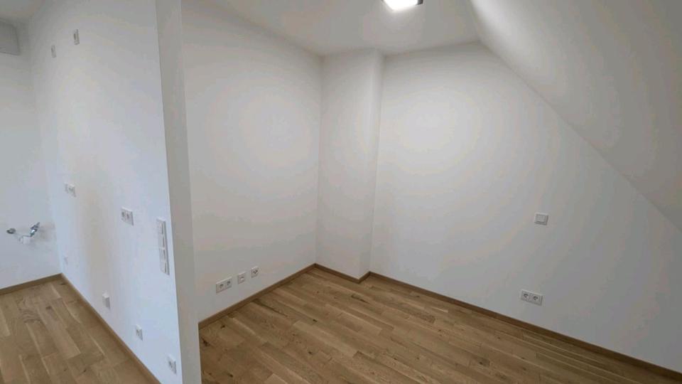 Dachgeschoßwohnung Regensburg Kumpfmühl - 1 Zimmer, 40 m&sup2;, 800&euro; | Angebot:24842144