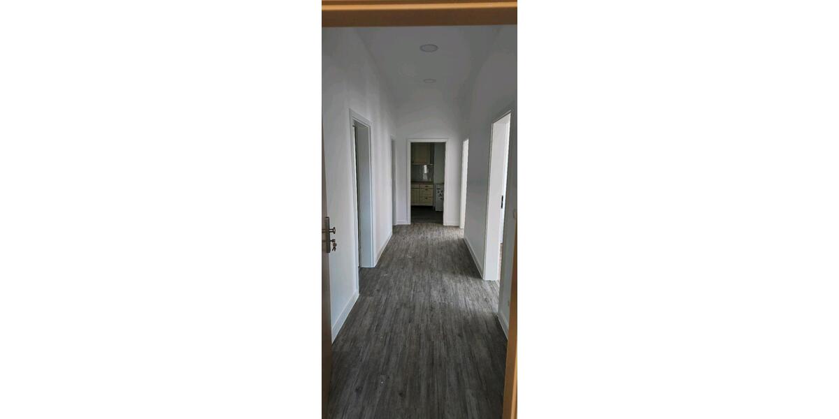 Etagenwohnung Reichenbach im Vogtland Obermylau - 4 Zimmer, 98 m&sup2;, 500&euro; | Angebot:26691497
