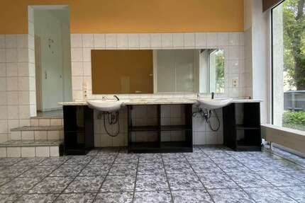 Gewerbeobjekt Halle Damaschkestraße - 700&euro; | Angebot:25514813