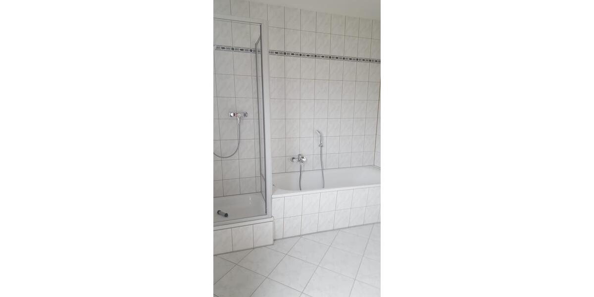 Etagenwohnung Oranienbaum-Wörlitz Wörlitz - 2 Zimmer, 64 m&sup2;, 325&euro; | Angebot:25963974