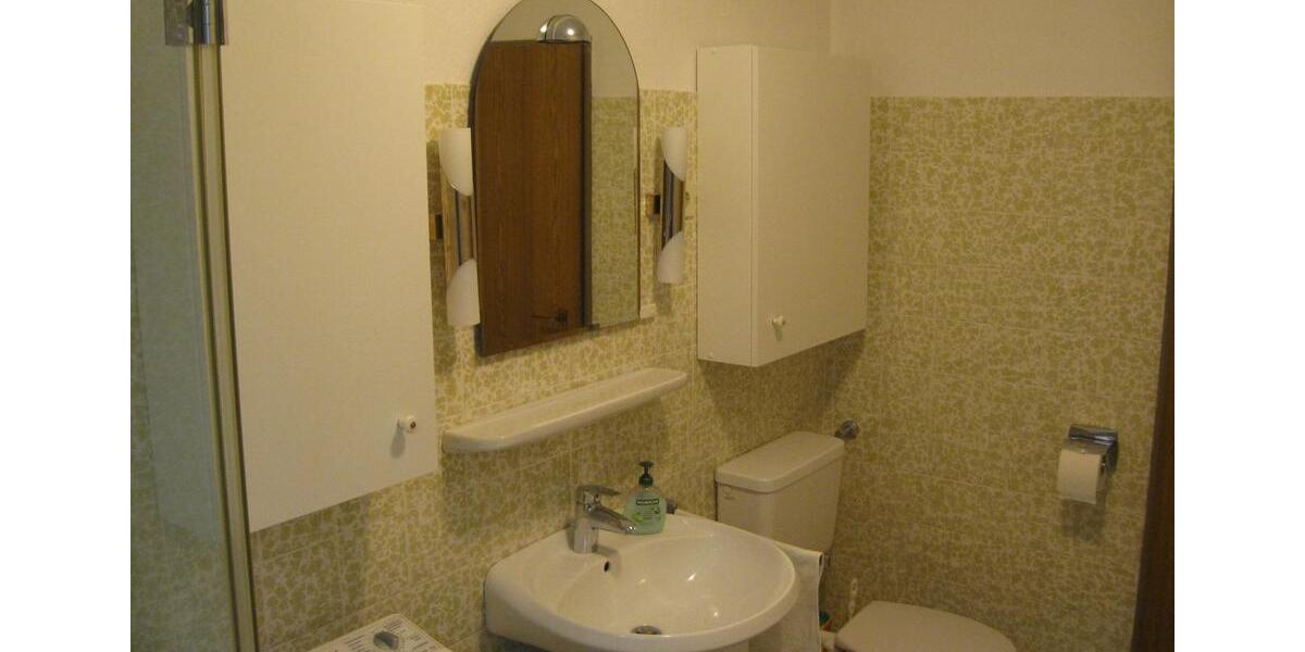 Etagenwohnung Oerlinghausen - 2 Zimmer, 50 m&sup2;, 300&euro; | Angebot:26646003