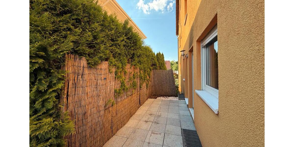 Erdgeschoßwohnung Bretten - 2 Zimmer, 70 m&sup2;, 900&euro; | Angebot:26507751