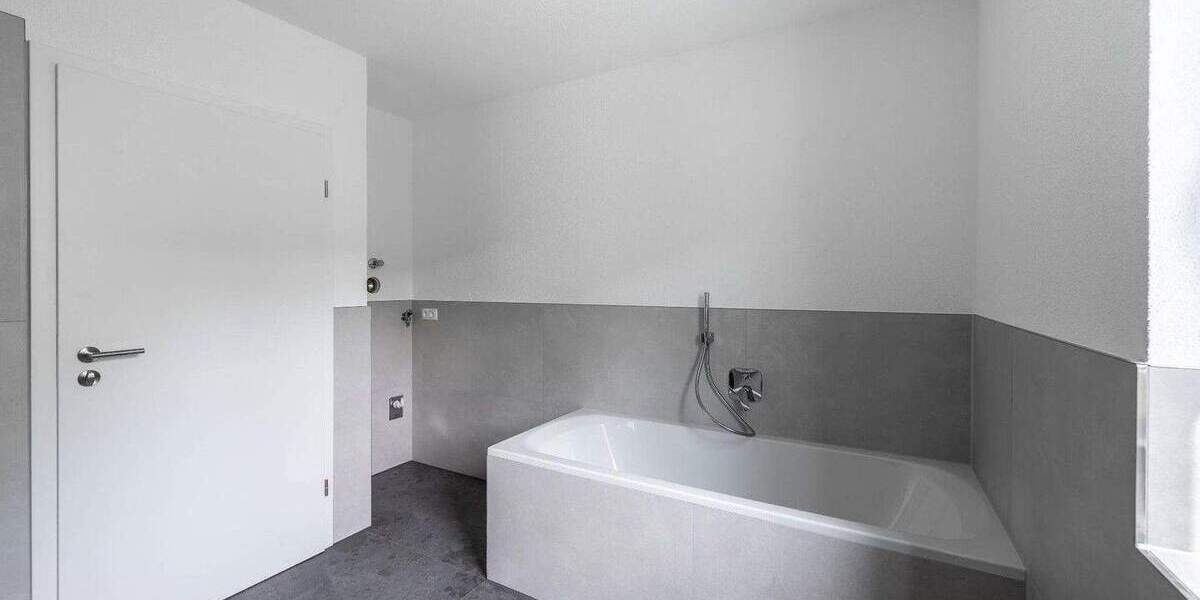 Etagenwohnung Oberndorf am Neckar Oberndorf - 4 Zimmer, 117 m&sup2;, 1.270&euro; | Angebot:25777544