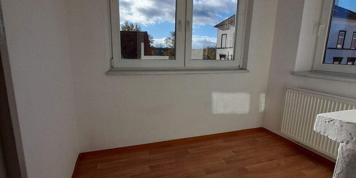 Etagenwohnung Gotha Gotha Nord - 2 Zimmer, 53 m&sup2;, 321&euro; | Angebot:25997811