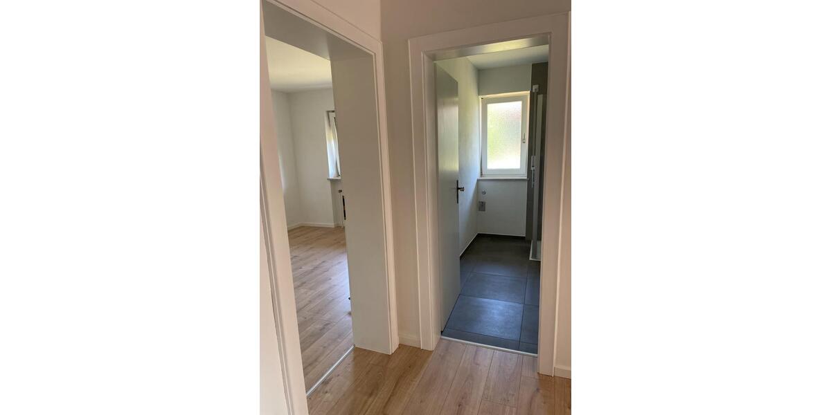 Helle, komplett renovierte 3-Zimmer-Wohnung in Grafenwiesen 3 zimmer