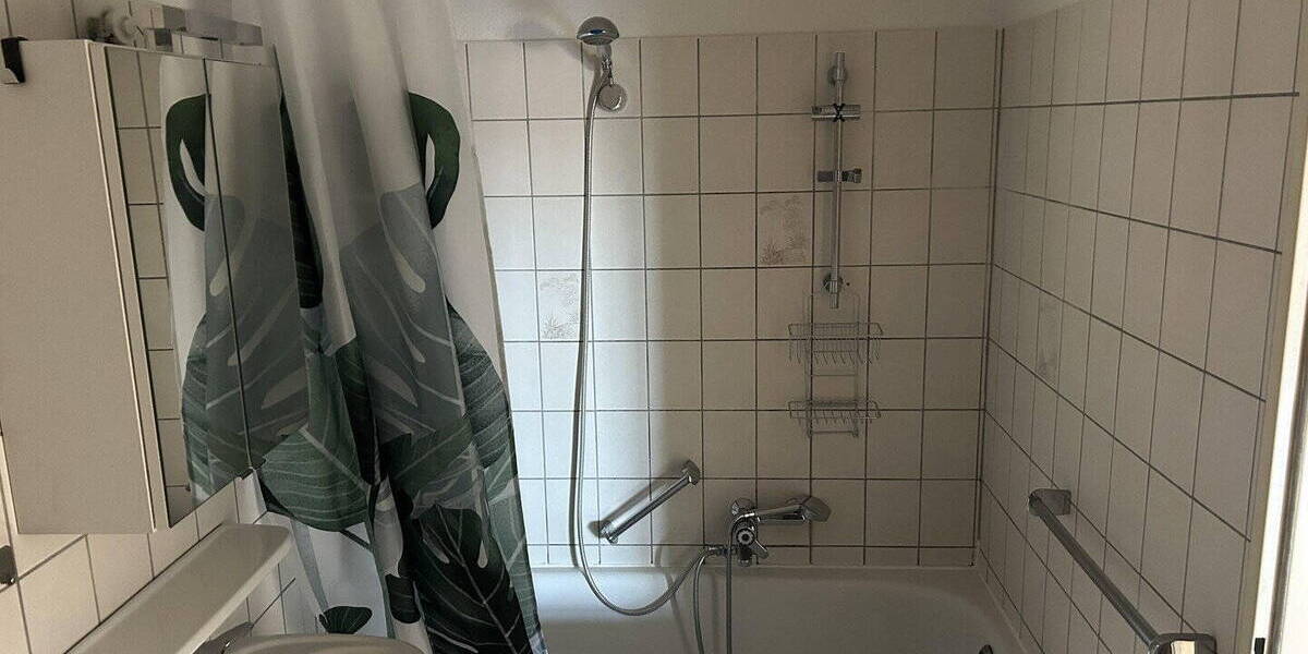 Etagenwohnung Kassel West - 3 Zimmer, 111 m&sup2;, 1.200&euro; | Angebot:26791668