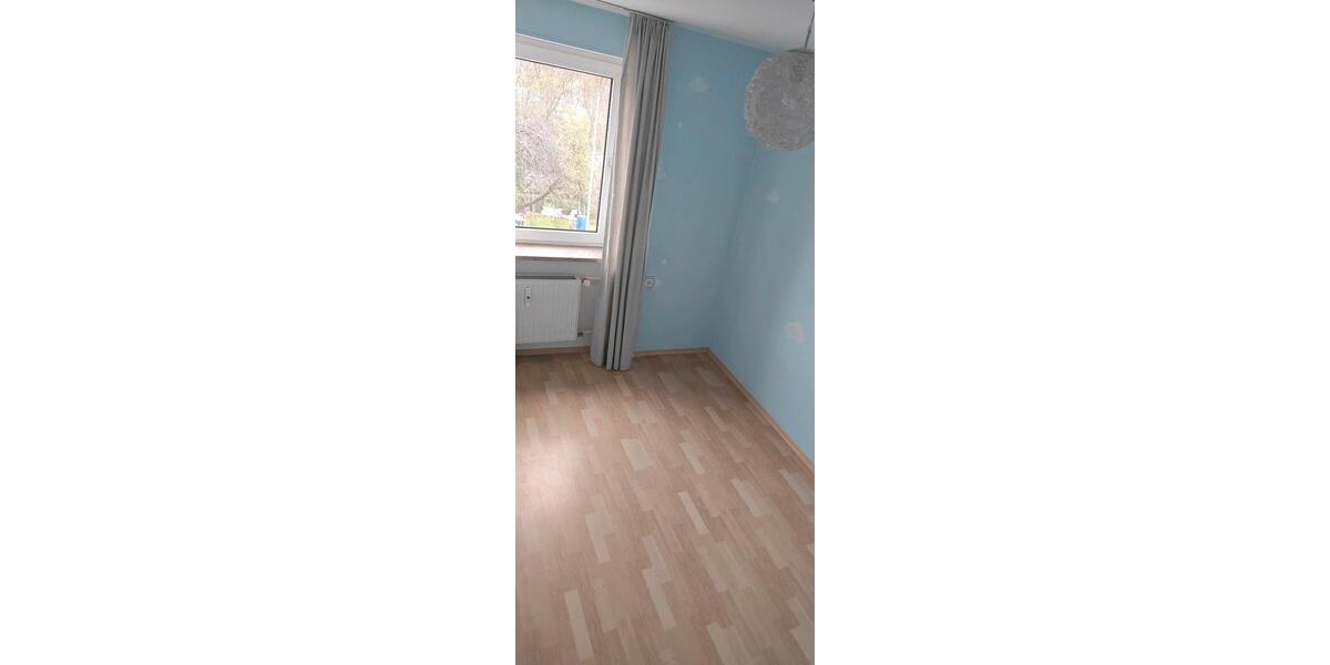 Etagenwohnung Augsburg Oberhausen - 4 Zimmer, 87 m&sup2;, 1.700&euro; | Angebot:26272784