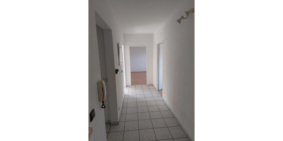 Etagenwohnung Kassel Philippinenhof-Warteberg - 3 Zimmer, 73 m&sup2;, 1.100&euro; | Angebot:25993284