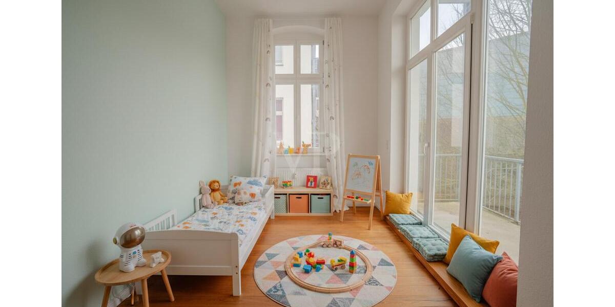 Etagenwohnung Stralsund - 5 Zimmer, 142 m&sup2;, 1.495&euro; | Angebot:24795712