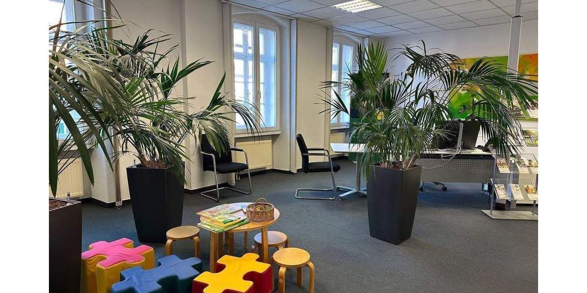 Gewerbeobjekt Endingen - 5 Zimmer, 210 m&sup2;, 2.100&euro; | Angebot:25662185