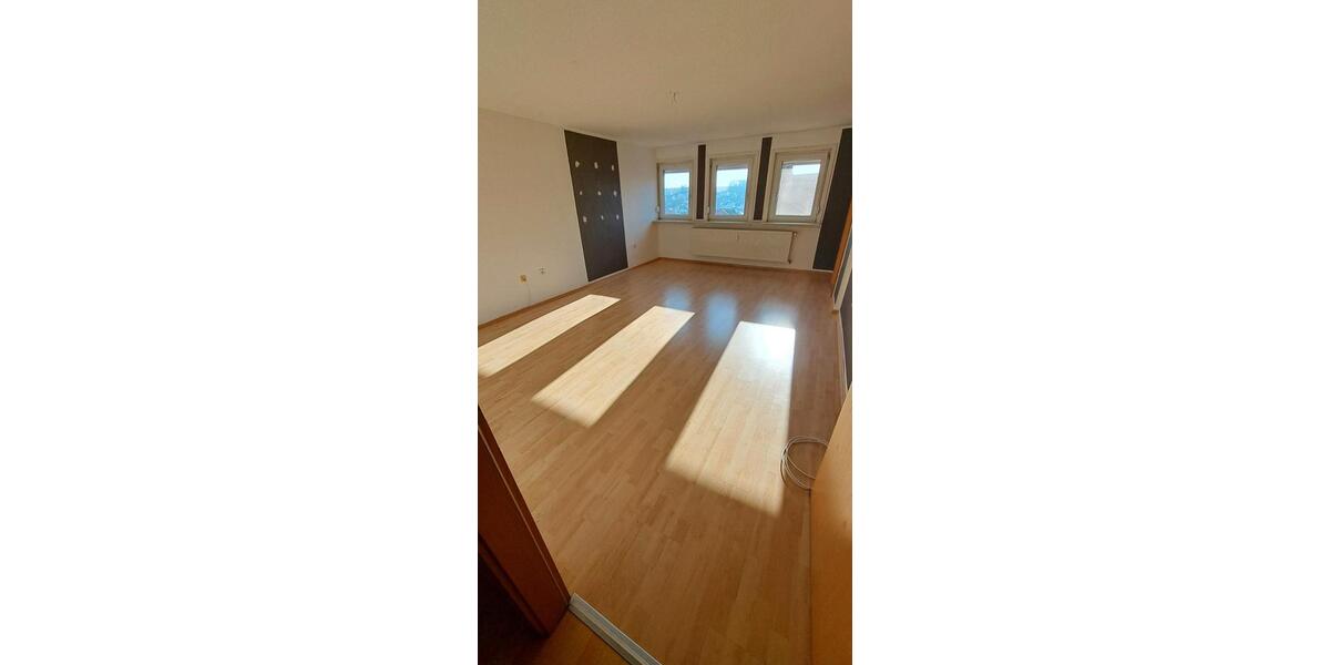 Dachgeschoßwohnung Birstein - 4 Zimmer, 115 m&sup2;, 800&euro; | Angebot:26325821
