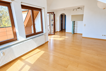 Wohnung Schorndorf - 2 Zimmer, 64 m&sup2;, 680&euro; | Angebot:27577493