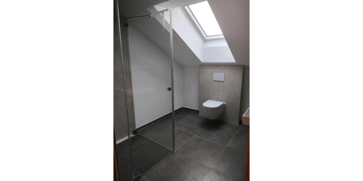 Etagenwohnung Tacherting - 5 Zimmer, 115 m&sup2;, 1.300&euro; | Angebot:26699675